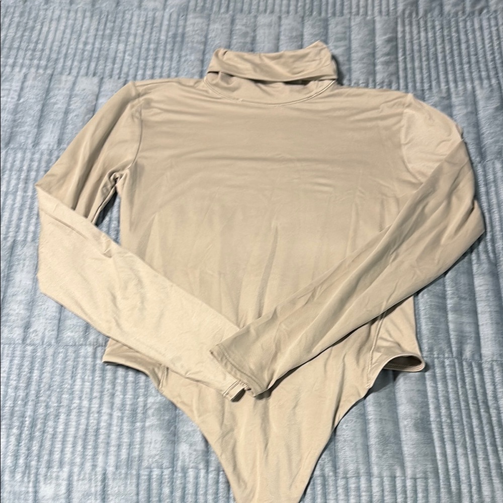 Lululemon Womens Wundermost Ultra-Soft Nulu Turtleneck Bodysuit